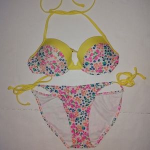 Freestyle Revolution Bikini Offers welcome